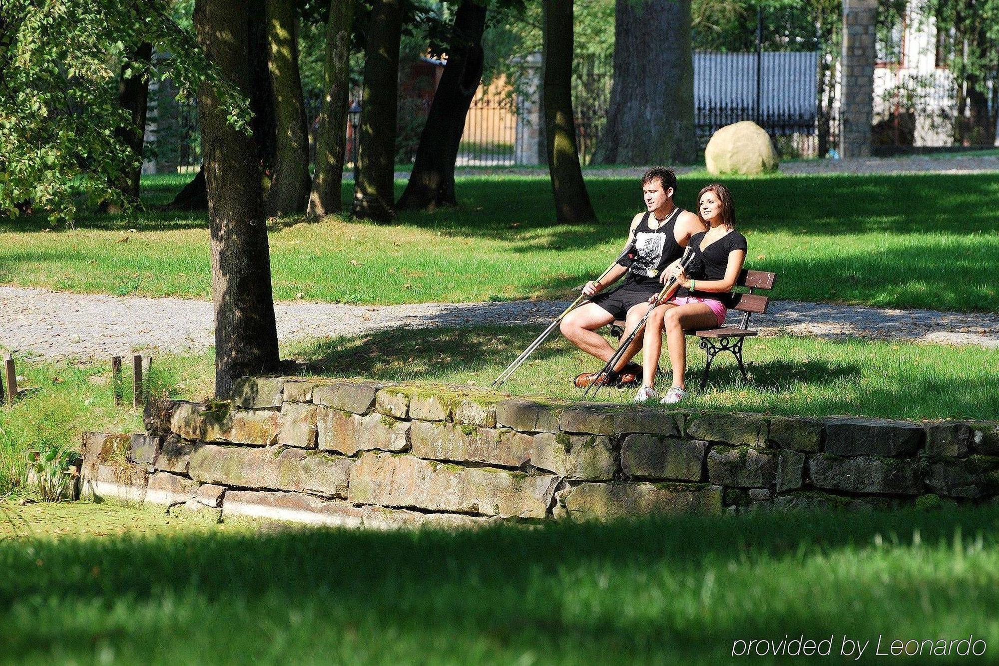 Dwor Kombornia Hotel&Spa Exterior photo